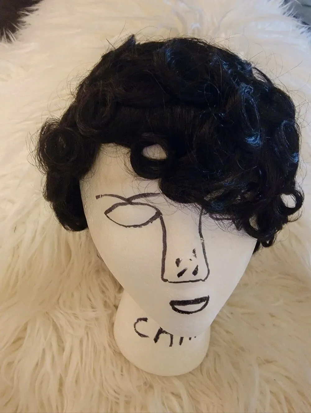 🆕️➿️Curly Pixie Wig, Black, 4